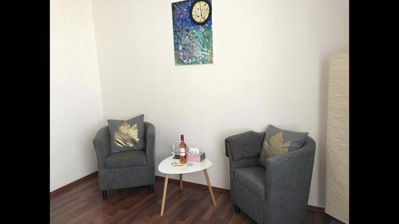 Apartment Krizikova 65